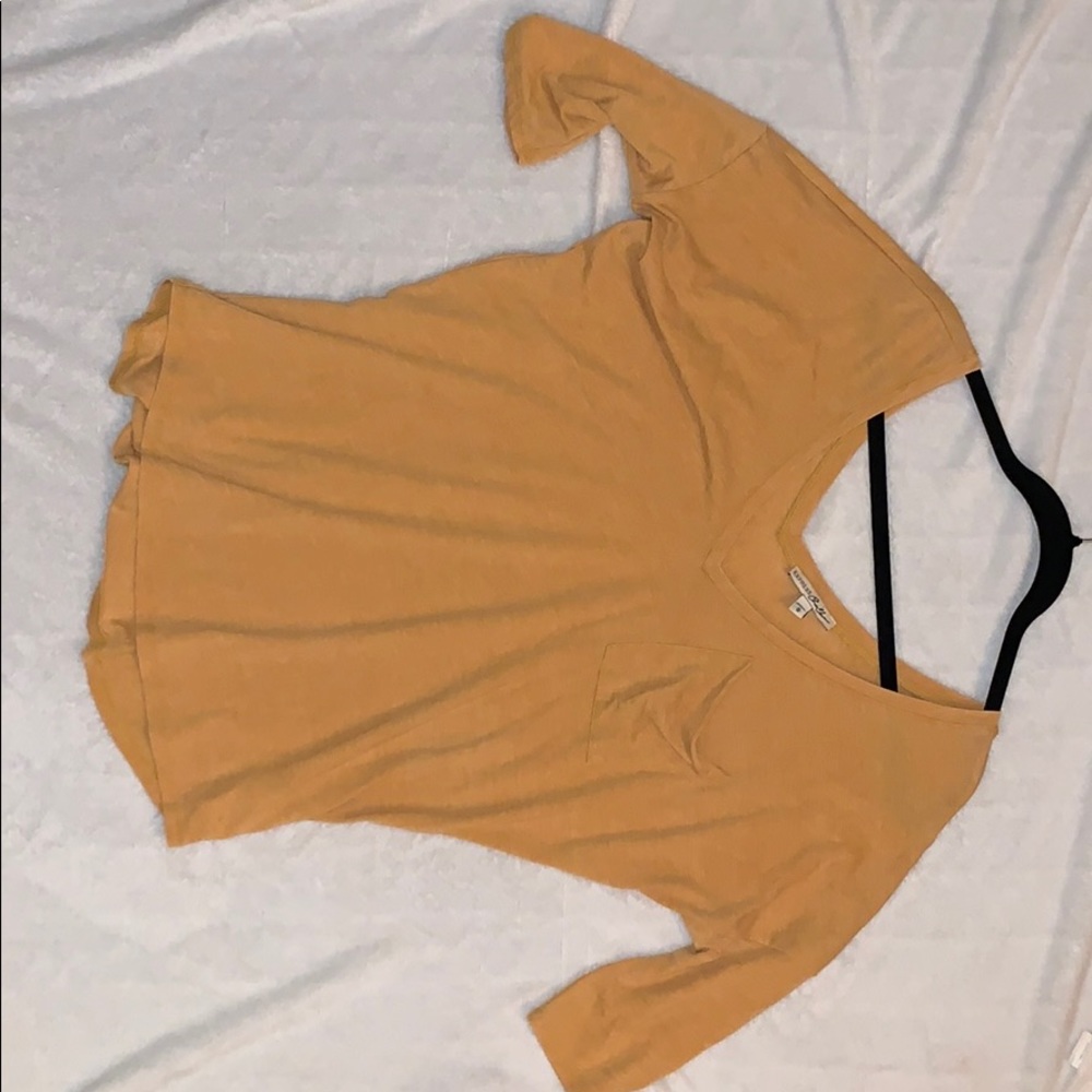 Express 1/2 sleeve V-neck top